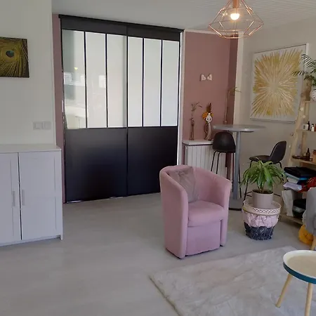 Maison Entiere De 62 M2 Pour 2 Personnes - 1 Apartment *